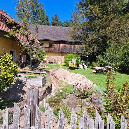 Gartenumbauten und Grabungen